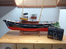 Hajómodell távirányítóval, 85 cm