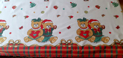 Big teddy bear tablecloth. 137X150 cm