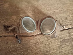 Motoros, vagy autós szemüveg, nagyon jó állapotban van a bőr és az üveg, 1930-as, 40-es évek