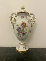 Urn vase from Herend with Victorian pattern