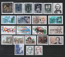 Postatiszta Berlin 1095 Mi 750-771   1986 teljes év    42,20 Euró