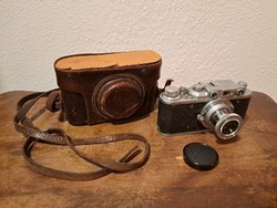 Szép Zorkij fényképezőgép, nem Zorkij C!, Leica kópia, eredeti, de hiányos bőr tokjával.