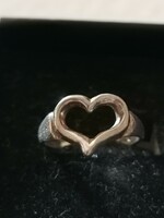 Heart-shaped silver ring