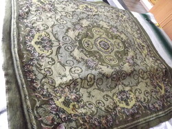 Woven tablecloth 136 x 126 cm