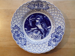Limitált kiadású "hagymamintás" 2006 évszámos porcelán kistányér 18,7 cm