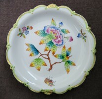 Victoria plate from Herend (diameter 12 cm)