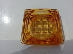 Borostyán / Méz színű Cseh üveg hamutartó