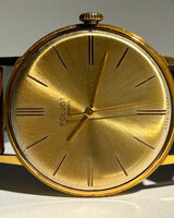 Zero and accurate too! Poljot with gold dial in good condition! 35 Mm k.N. Mom park area! Postal