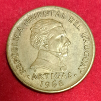 1968. Uruguay 10 PESOS  (1615)