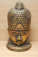 Gigantikus Buddha fej