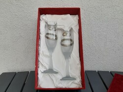 Esküvői poharak párban