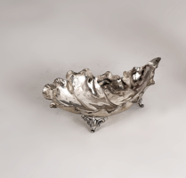 Silver leaf-shaped bowl