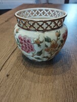 Zsolnay virágmintás áttört porcelán kaspó