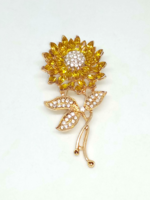 Gold-plated sunflower, yellow and clear crystal brooch 18