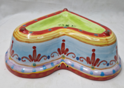 Large glazed painted heart-shaped ceramic baking dish 23 cm.