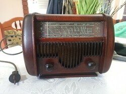 Szép Orion 222 csöves régi rádió
