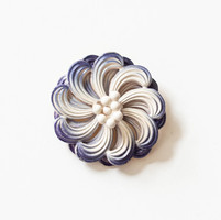 Antique blue and white floral brooch - vintage lapel pin, pin with enamel/painting decoration