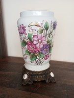 Kerosene lamp lamp body with floral pattern