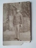 D201897   Katona egészalakos fotója  1910k