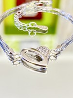 Dazzling, graceful silver bracelet, embellished with zirconia stones