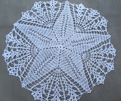 Old lace tablecloth, needlework 33 cm.