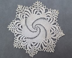 Old lace porcelain, under decorative object 12 cm.