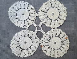 Old lace porcelain, under decorative object 15 x 15 cm.