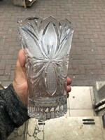 Lead crystal vase, 20 cm high, excellent for home decoration. Art deco,