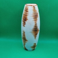 Ceramic vase in Bodrogkeresztúr