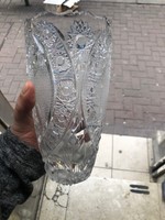 Ólomkristály váza, 22 cm-es magasságú, lakberendezéshez kiváló.art deco.