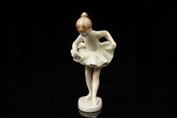 Old Raven House porcelain ballerina figure / retro old