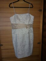 Beige-gold strappy casual size 18 dress. It's just washed. Chest: 50 cm, waist: 47 cm, length from armpit: 75 cm.