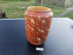 T1484 lake head ceramic vase 18 cm