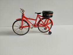 Larger bicycle model