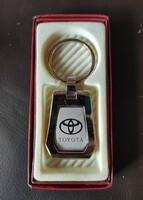 Nemesacél Toyota kulcstartó