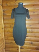 Fekete bordázott L-es elasztikus midi ruha. Újszerű. Mell:42-55cm.