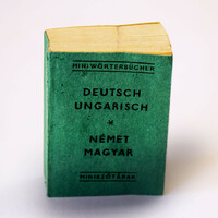 German - Hungarian mini dictionary - miniature book
