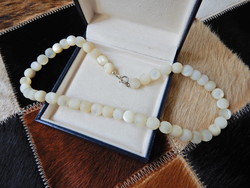 Antique shell pearl string with clasp