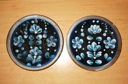 Retro kék virág mintás kerámia falitányér párban - átm. 19 cm (n)