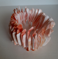 Rubber bracelet bracelet made from shells in good condition