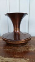 Bronze vase of metal craftsman
