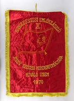 1Q024 Szeged cloth spinning factory socialist silk flag 1970 71 x 52 cm