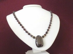 Garnet mineral necklace