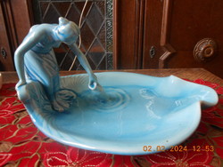 Zsolnay alapmázas vízmerítő nő, nagyméretű 28 cm