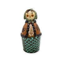 Shaped earthenware butella female cantor with headscarf and kun farmer skeleton