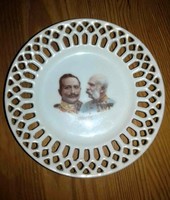 World War I relic - porcelain wall plate with portraits of Joseph Francis and Emperor William 1914/15