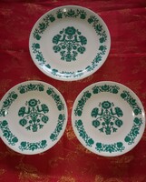 Alföldi porcelán zöld népi mintás fali tányérok- Vitrin állapotban