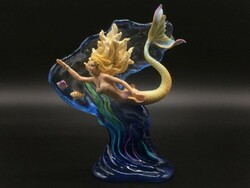 Mermaid statue (89972)