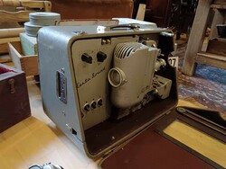 Motion picture projector, from the middle of the 20th century, manufactured by a Hungarian telephone factory, in its original box, 16 mm