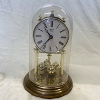 Retro plastic rotating clock